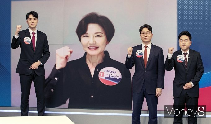 [머니S포토] 국민의힘 '대변인 선발 토론 배틀 결승전'