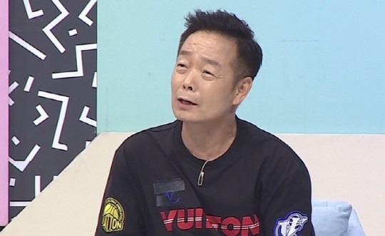 방송인 김학래가 초아에게 통 큰 제안을 했다고해 관심이 모아진다. /사진='대한외국인' 제공