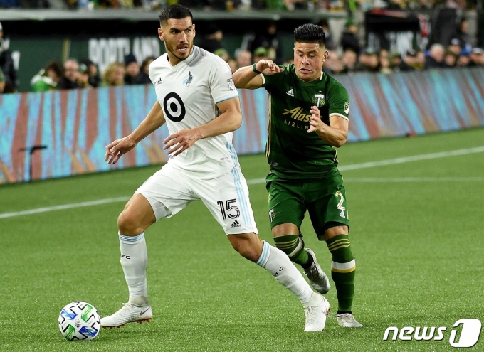 뉴질랜드 올림픽 축구대표팀 와일드카드인 마이클 박스올(왼쪽). © AFP=뉴스1