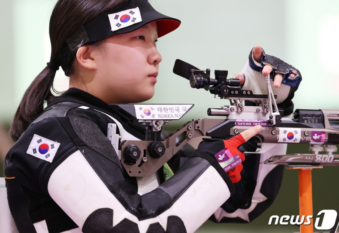 [올림픽] 첫 메달 노린 여자사격 권은지, 10m 공기소총 7위 - 머니S