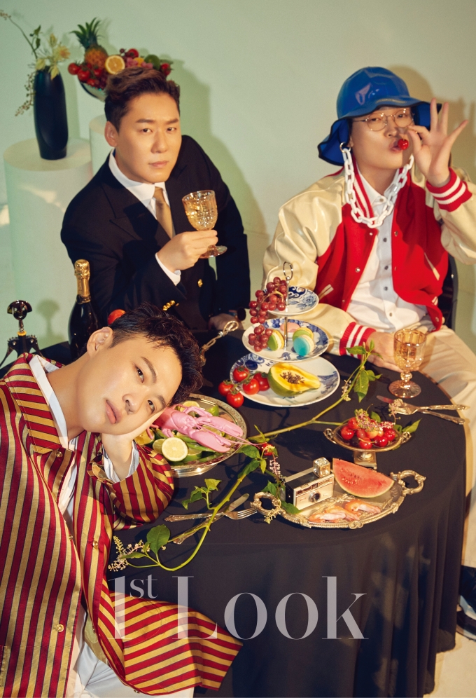 ©퍼스트룩