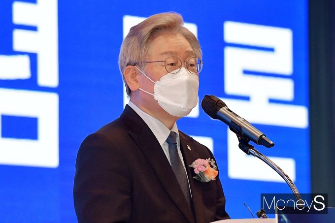 이재명 경기도지사가 4일 페니미즘 거론한 윤석열에 "여성·청년에 대해 무지를 드러냈다"고 일침을 가했다. / 사진=임한별 기자