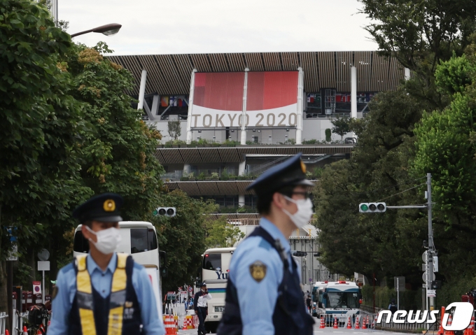 [사진] 경비 상엄한 도쿄올림픽 폐막식