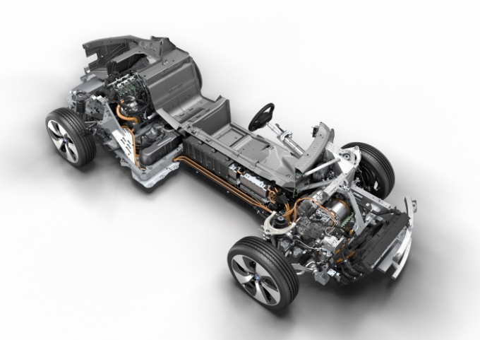 BMW i8 파워트레인 /사진제공=BMW