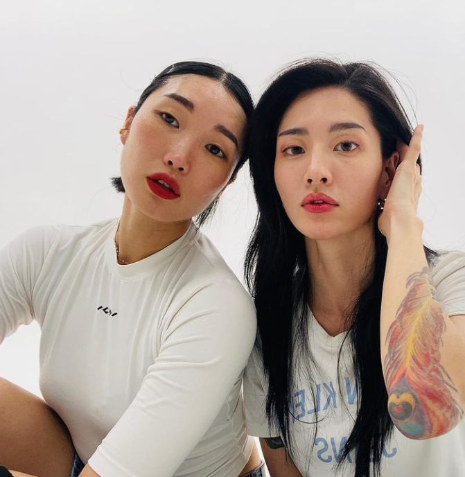 '댄서들의 댄서'로 불리는 모니카(오른쪽)와 립제이가 '스트릿 우먼 파이터' 방송에서 아이키의 평가에 발끈하는 모습이 공개됐다. /사진=모니카 인스타그램
