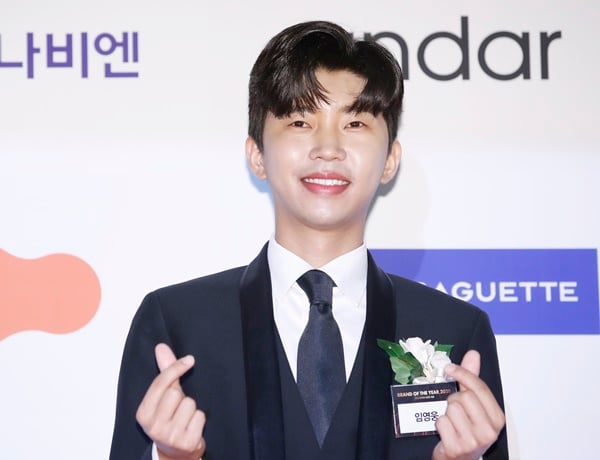 임영웅이 BTS와 한솥밥을 먹을 가능성이 제기돼 관심이 집중됐다. /사진=뉴스1