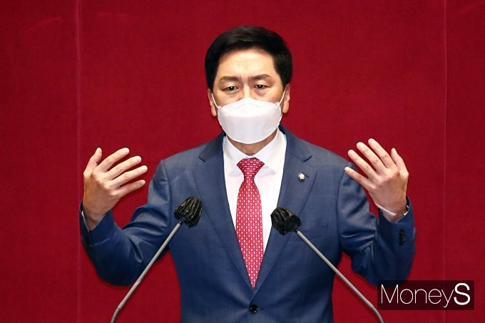 [머니S포토] 교섭단체 대표연설 하는 김기현 원내대표