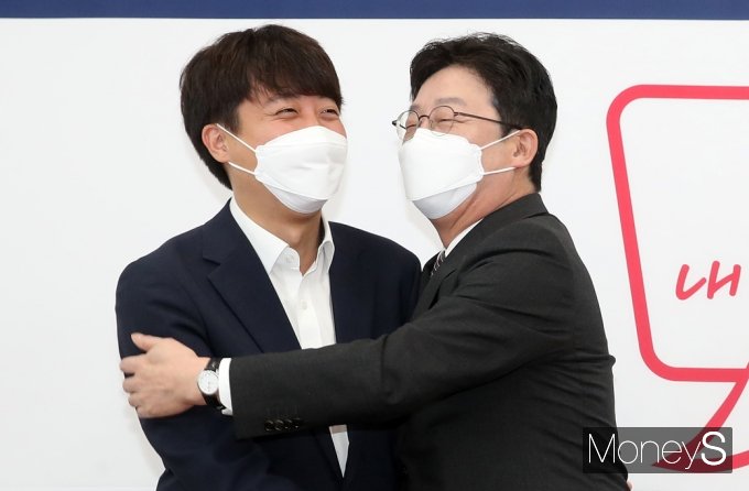 [머니S포토] 野 대표 면담 잠룡 유승민 