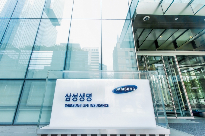 삼성생명과 삼성화재, 한화생명 등 주요 보험사들이 해외 투자를 확대하고 있다. 국내 시장 포화로 인한 한계를 해외에서 돌파하려는 모양새다. 사진은 삼성생명 서초 사옥./사진=삼성생명 