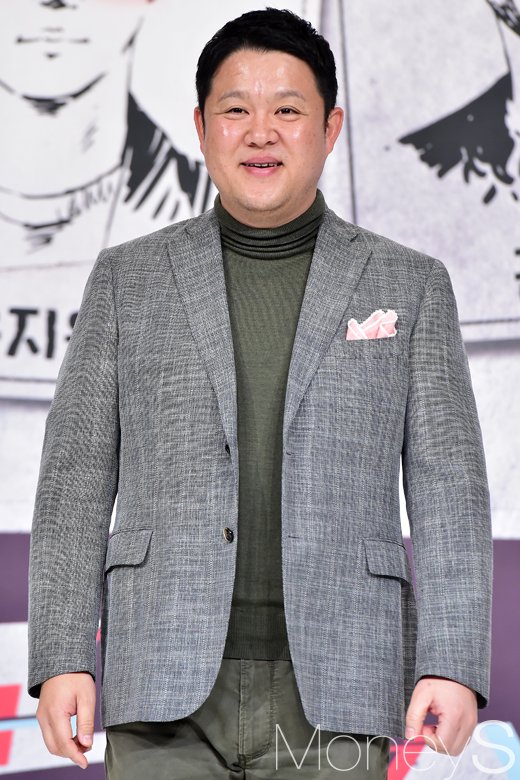 방송인 김구라가 두 아이의 아빠가 됐다. /사진=임한별 기자