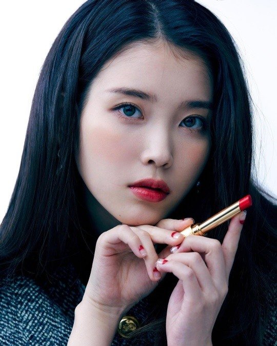 사진=아이유 인스타그램
