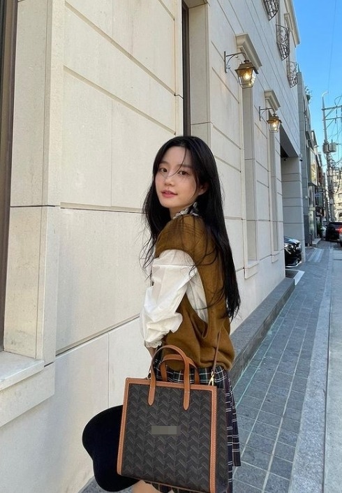 사진=이유비 인스타그램