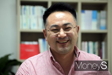 박성현 목포대학교 도서문화연구원 교수는 5일 <머니S>와 인터뷰에서 "(개발은) 섬 관광이 아니라 섬사람들의 '섬살이'를 이해하는 상태에서 '살기 좋은 섬, 주민이 행복한 것'이 우선돼야 한다"고 말했다./홍기철기자