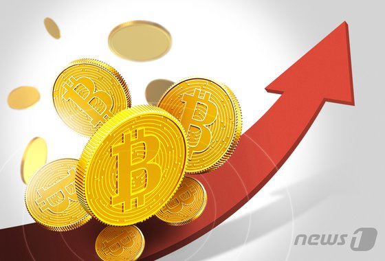 비트코인 ETF 승인이 임박했다는 소식에 비트코인 가격이 상승세다./사진=뉴스1
