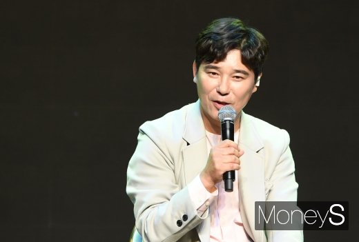 가수 임창정이 신종 코로나바이러스 감염증(코로나19) 확진 판정을 받았다. /사진=장동규 기자