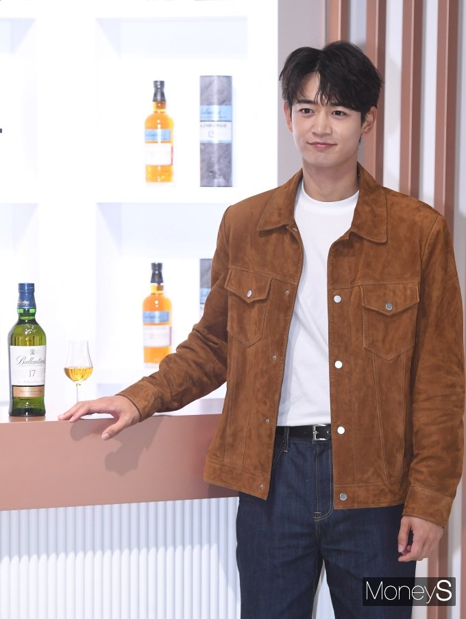 [머니S포토] 샤이니 민호 '훈훈한 미소'