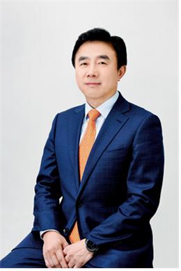 전영묵 삼성생명 사장이 취임 이후 운용자산이익률 개선에 실패하며 차후 거취에 관심이 쏠린다. 사진은 전영묵 삼성생명 사장./사진=삼성생명 