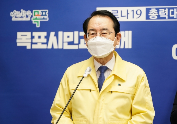 ڷγ  긮ϴ  /