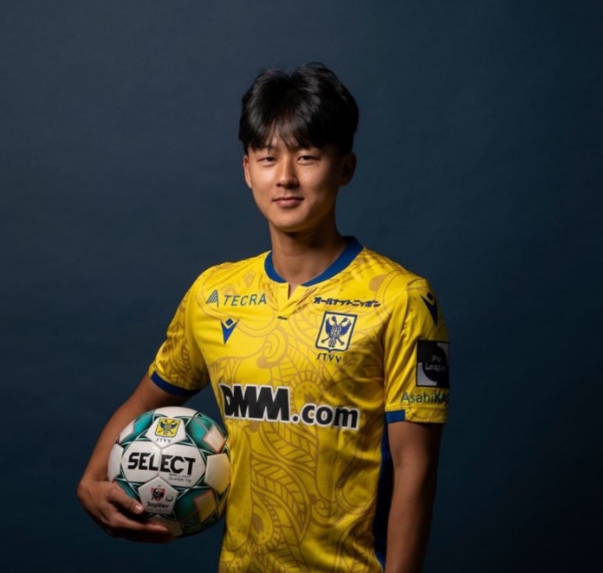 신트트라위던이 지난 23일(한국시각) 홈페이지를 통해 이승우와 계약 해지 소식을 전했다. /사진= 신트트라위던 공식 인스타그램 캡쳐