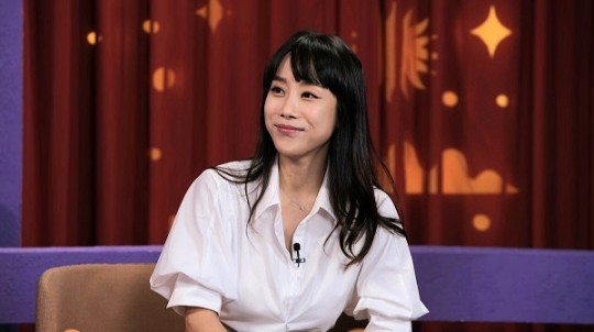 그룹 쥬얼리 출신 조민아가 과거 베이커리 논란에 대해 해명한 가운데, 이에 대해 누리꾼들이 "뻔뻔한 거짓말"이라고 지적하고 나섰다. /사진=연애도사 시즌2 제공