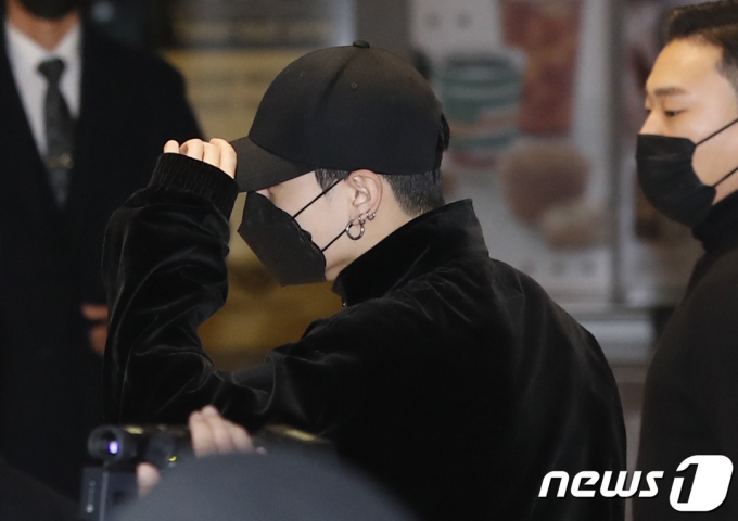 [사진] 정국, 짧은 머리
