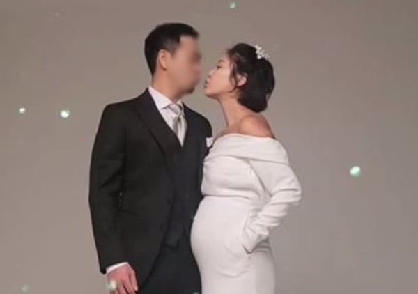 배우 황정음이 만삭 화보로 남편과의 행복한 일상을 공개했다. /사진=황정음 인스타그램
