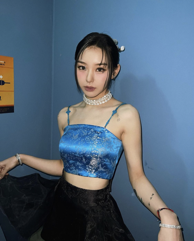  '2021MAMA' ؽ±׿ Բ ΰ Ϻ  Ÿ ˳´. /ó= νŸ׷