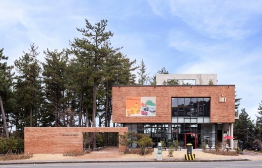 할리스가 제주 첫 직영점인 제주연북로점을 연다./사진제공=할리스