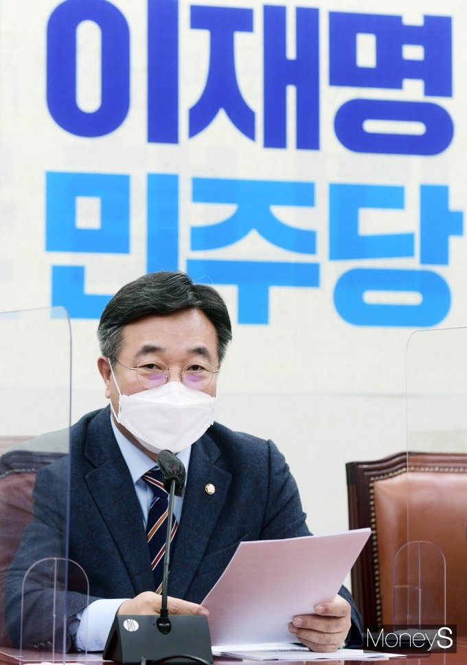 [머니S포토] 與 윤호중 