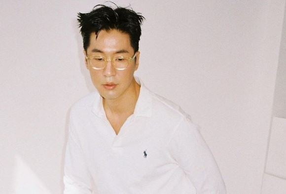 싱어송라이터 겸 화가 마이큐(본명 유현석)가 방송인 김나영과 열애를 인정했다. /사진=마이큐 인스타그램