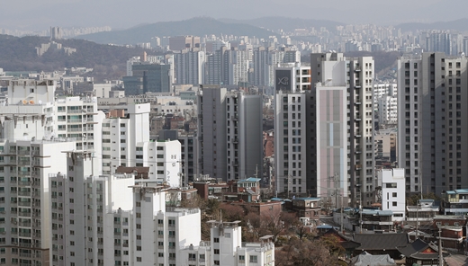 한국부동산원에 따르면 이번 주 서울 아파트 매매수급지수(지난 20일 기준)는 93.9로 집계됐다. /사진=뉴스1
