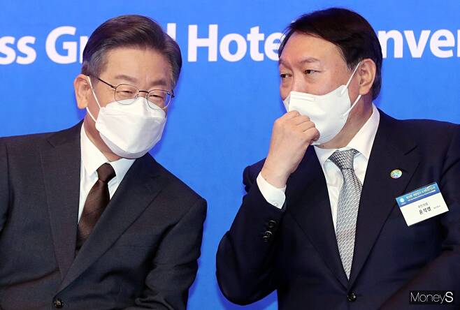 이재명 더불어민주당 대선후보(왼쪽)과 윤석열 국민의힘 대선후보. / 사진=국회사진취재단