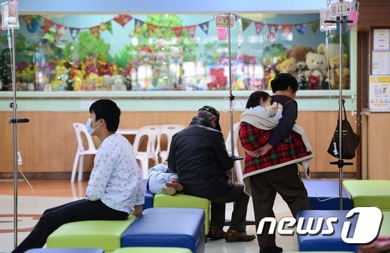 100세건강] 10세 전후 풍선 불다가 마비오면 모야모야병 의심 - 머니S