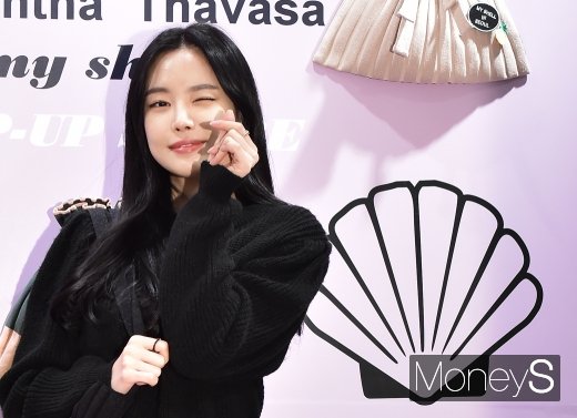 걸그룹 에이핑크(박초롱, 윤보미, 정은지, 손나은, 김남주, 오하영)가 손나은 없이 컴백 활동에 나선다. /사진=임한별 기자