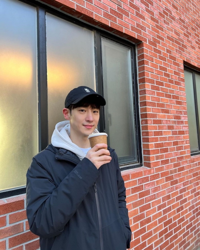 사진=이제훈 인스타그램