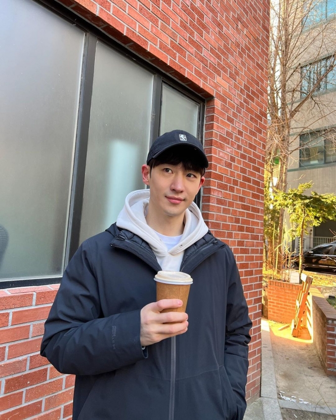 사진=이제훈 인스타그램