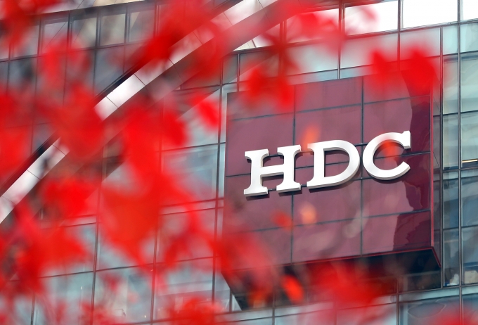 엠엔큐투자파트너스가 HDC 보통주 26만3084주를 장내 매수했다고 21일 밝혔다. /사진=뉴스1