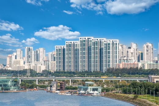 4차 사전청약 신청자는 서울 거주 35.5%, 경기·인천 거주 64.4%로 나타났다. /사진=이미지투데이