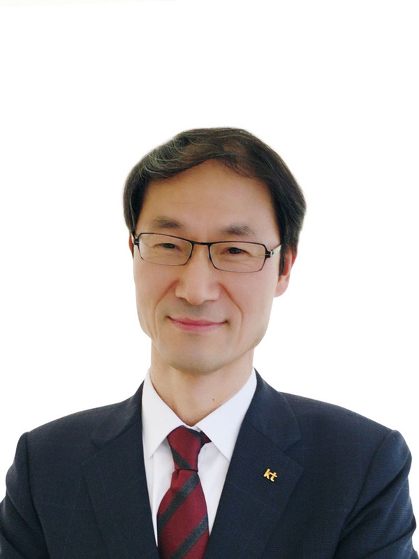 KT가 박종욱 경영기획부문장(사장)을 신임 대표로 추가 선임했다. 박종욱 대표는 최고안전책임자(CSO) 역할을 수행한다. 사진 /KT