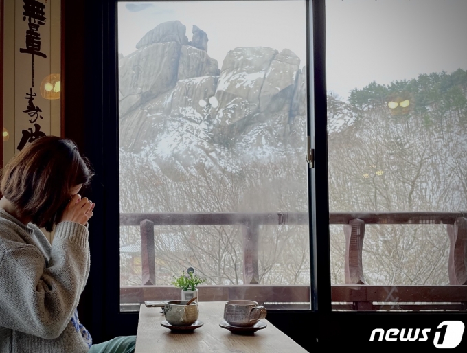 금강산 화암사 사찰 카페인 란야원© 뉴스1