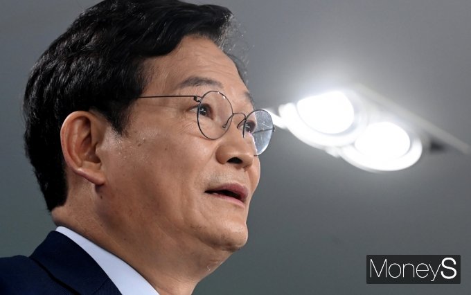 송영길 더불어민주당 대표가 24일 "민주당은 우리나라 정당들이 함께 '국민통합 정치개혁안'을 만들고 실천할 것을 제안한다"고 전했다. /사진=임한별 기자