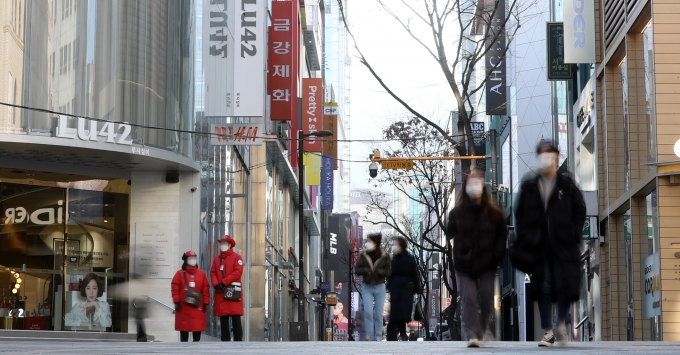 1월 산업생산과 소비가 동반감소했다. / 사진=뉴스1