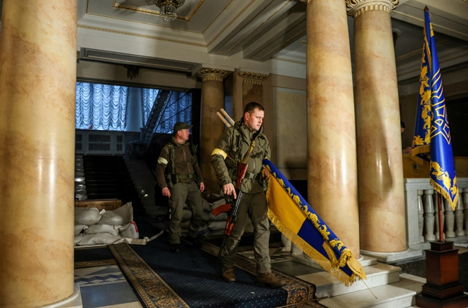 2일 정부 관계자는 그동안 우크라이나 지명을 러시아어 발음으로만 표기해오던 관행을 고칠 계획이라고 밝혔다. 사진은 이날 키예프 소재 건물 모습. /사진=로이터