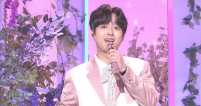 5일 방송되는 KBS2 ‘불후의 명곡’ 에서는 이찬원이 MC 합류 후 첫 무대를 펼친다. /사진=kBS 제공