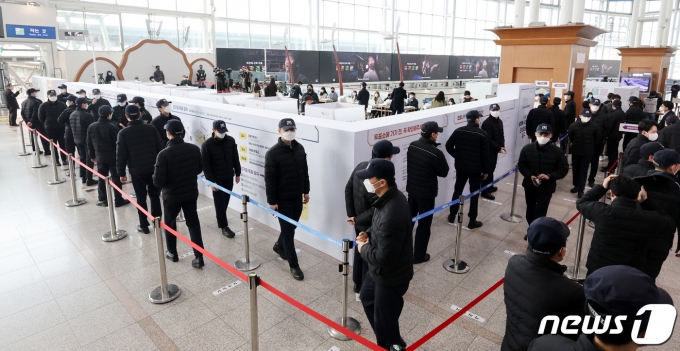 [뉴스1 PICK]20대 대선 사전투표율 최종 36.9% '역대 최고' 