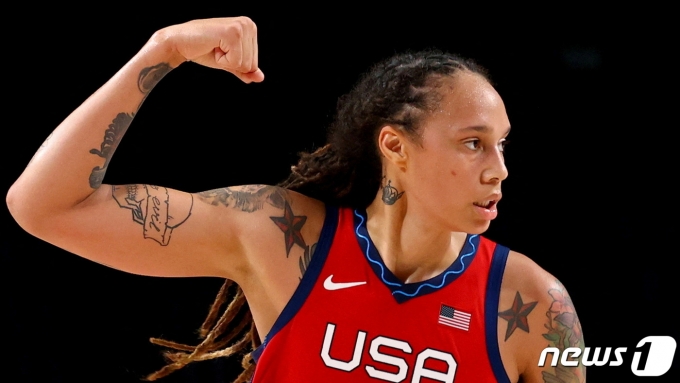 러시아에 인질로 잡힌 여자NBA 선수가 브리트니 그리너가 경기하고 있는 모습. © 로이터=뉴스1 © News1 박형기 기자