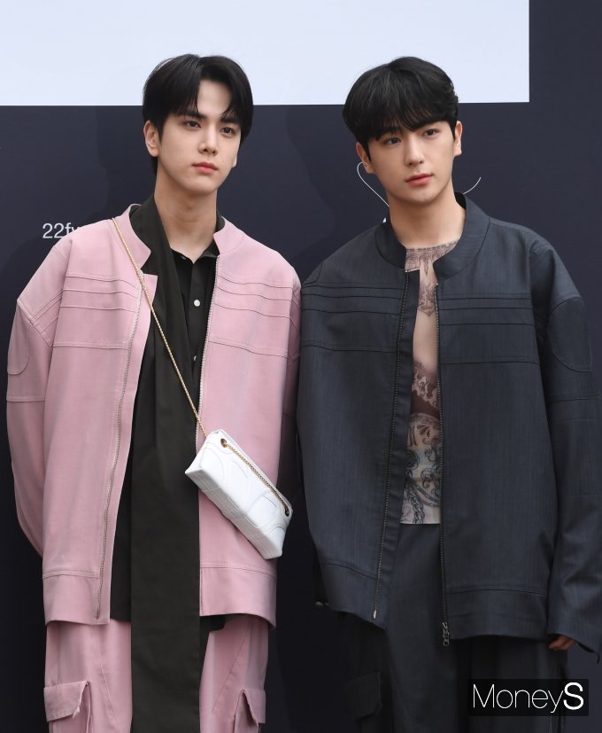 [머니S포토] 더보이즈 영훈·현재, 훈훈한 비주얼