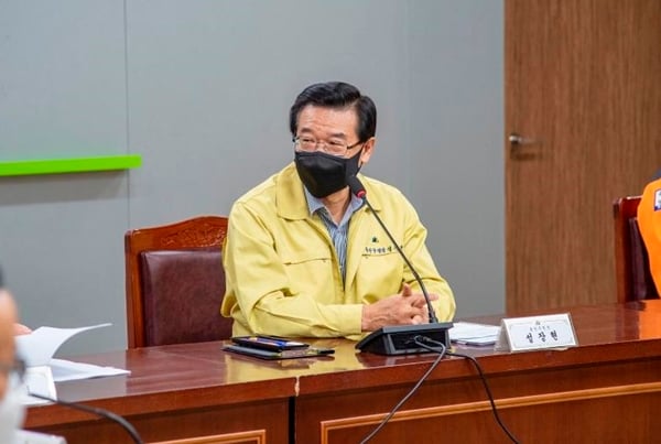 성장현 서울 용산구청장이 지난 21일 용산역사박물관에서 열린 개관 기자간담회에서 윤석열 대통령 당선인의 용산 국방부 청사 집무실 이전 계획과 관련해 우려사항을 언급했다. /사진=뉴스1