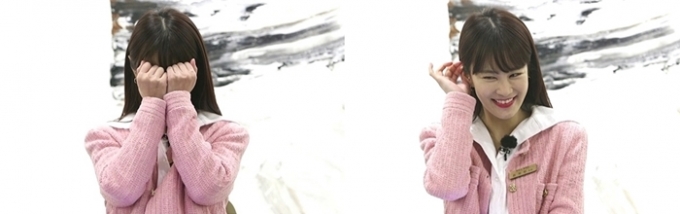 코미디언 김지민이 김준호와의 열애 사실을 공개한 뒤 찾은 촬영 현장에서 수줍은 미소를 보였다. /사진=SBS FIL 제공