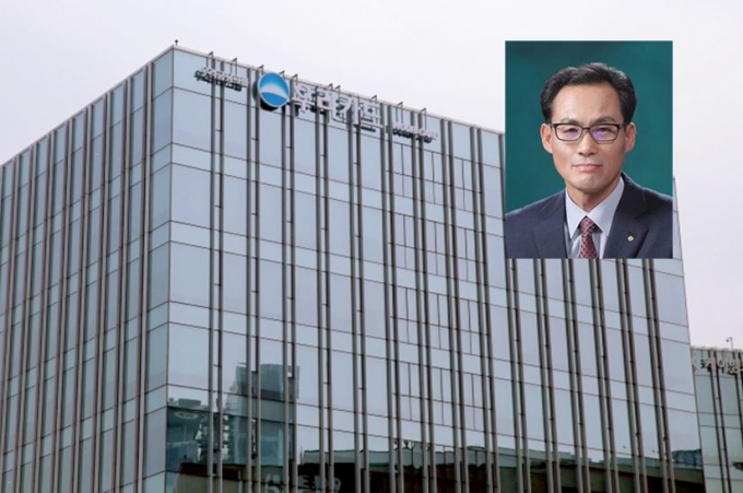 취임 2년 차에 접어든 김정기 우리카드 사장이 이달 '혁신'에 방점을 둔 신규 브랜드를 내놓는다./사진=우리카드